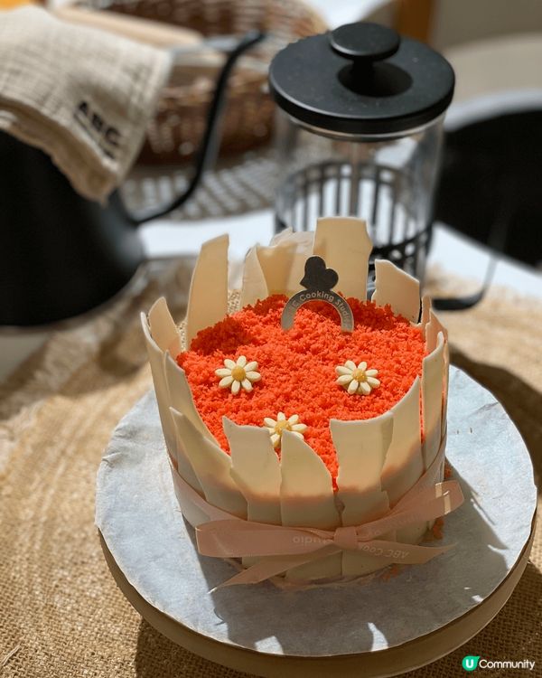 平日鐘意自己焗蛋糕整甜品可惜屋企冇焗爐🍰自助烘焙空間包辦全部...