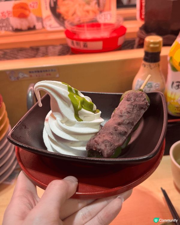 壽司朗的雪糕真係好好食！加勁多抹茶粉落去就更好！超好食！