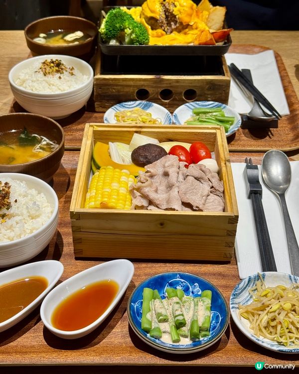 觀塘工業區隱世日式食堂！坐木製課桌椅食到返學童年😆