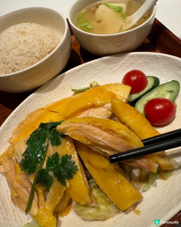 海南雞飯+滑牛肉！😋 懷舊風味等你嚟！