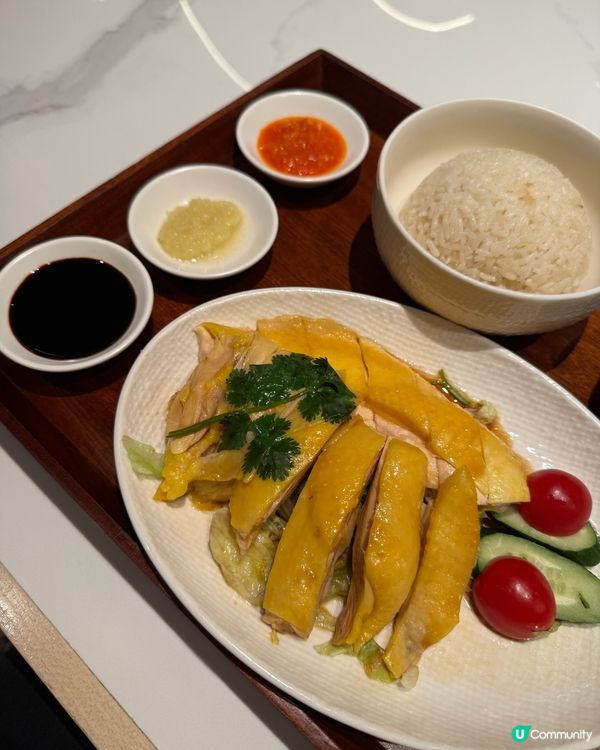 海南雞飯+滑牛肉！😋 懷舊風味等你嚟！