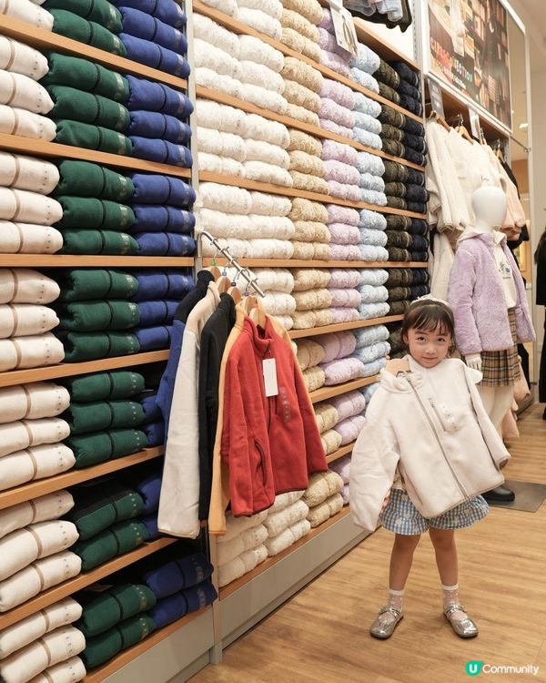 UNIQLO 20週年！九龍區最大「香港一號店」@美麗華廣場｜勁爆回歸🎉！九龍首間「UNIQLO COFFEE」+「RE.UNIQLO STUDIO」