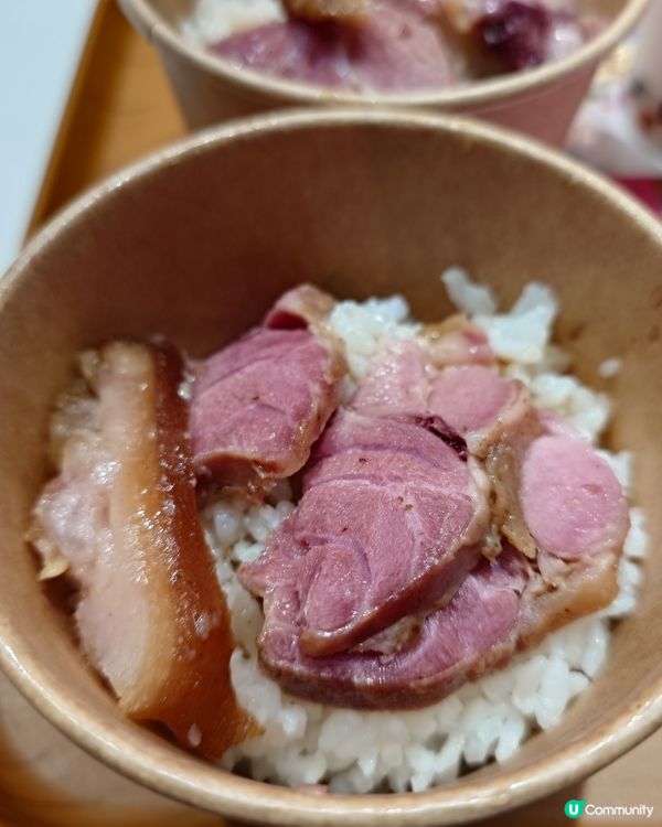 樓上免費試食！豬手飯+啫喱+阿膠😋🤤 15字