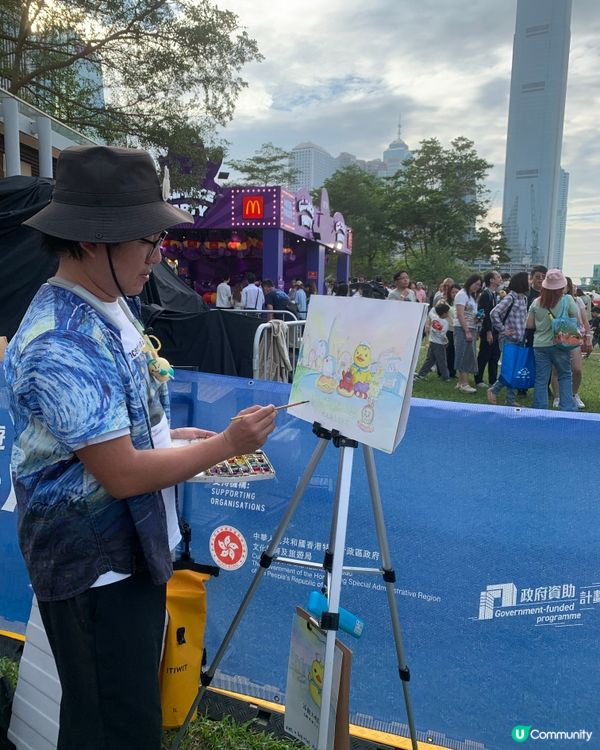 維港巨型雕塑巡遊！📸 多啦A夢打卡位！