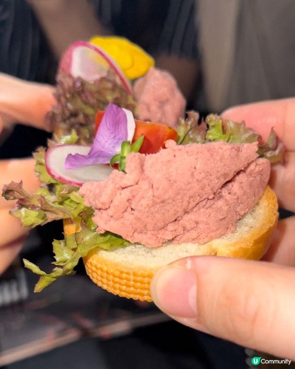 難忘驚喜生日撞正萬聖節主題🎃