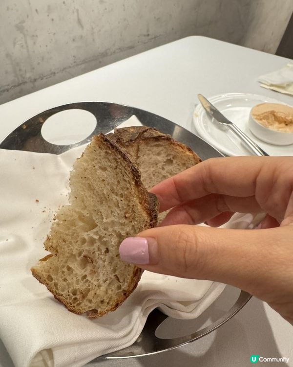 藝術感優雅意大利紅蝦海鮮意粉