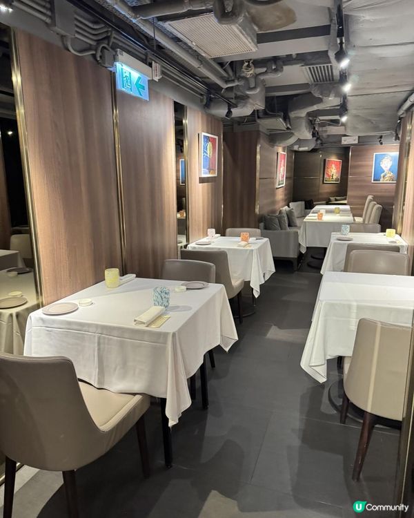 藝術感優雅意大利紅蝦海鮮意粉