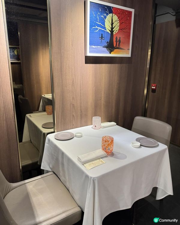 藝術感優雅意大利紅蝦海鮮意粉