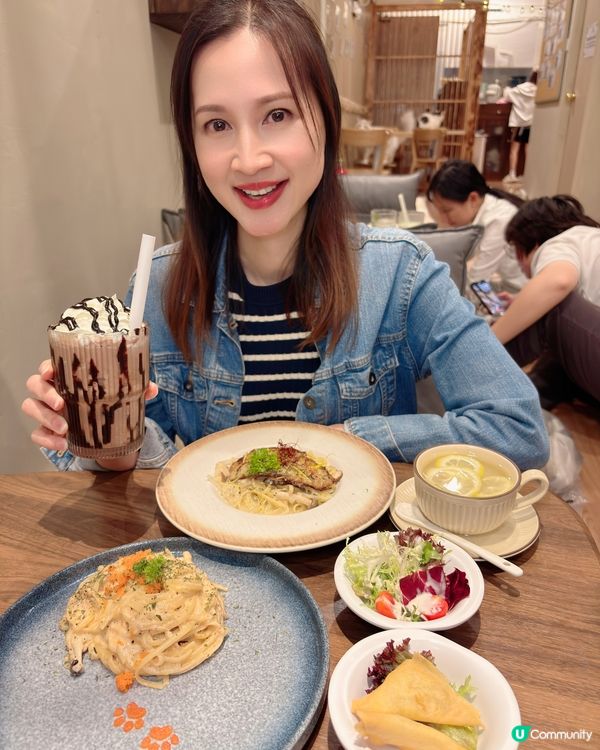 今日旺角貓啡😻！美食+貓咪+做善事！