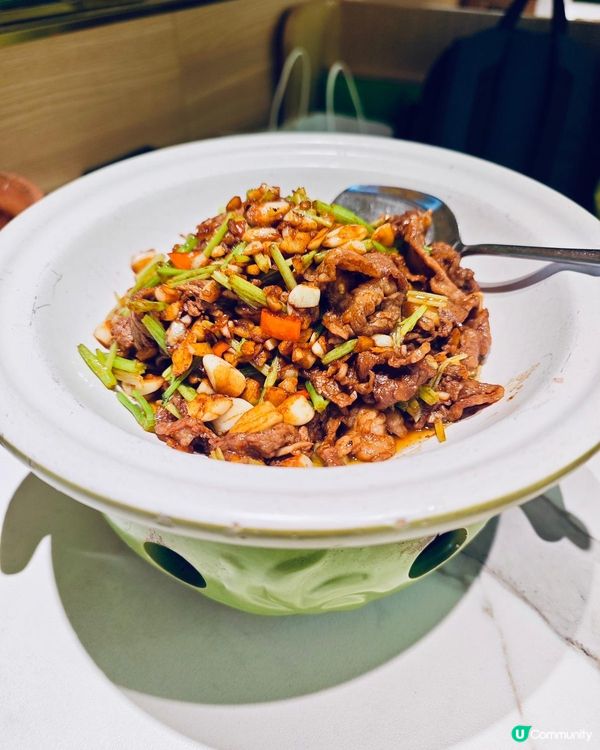 1.  正宗湘菜😋香港平民價！辣湘湘🔥唔試走寶！🌶️