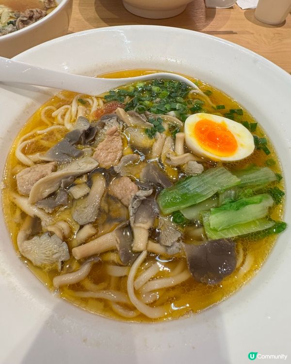 價廉物美的湯麵