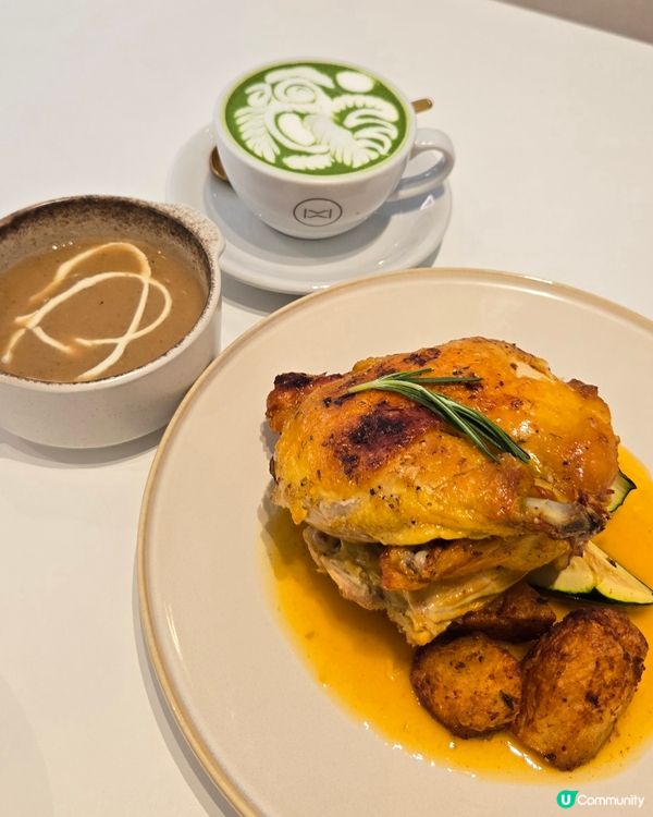 必點拉花飲品🤤