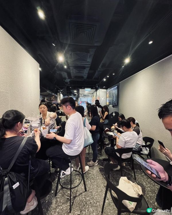 網紅菠蘿包雞蛋仔  真係好食咩🤯？