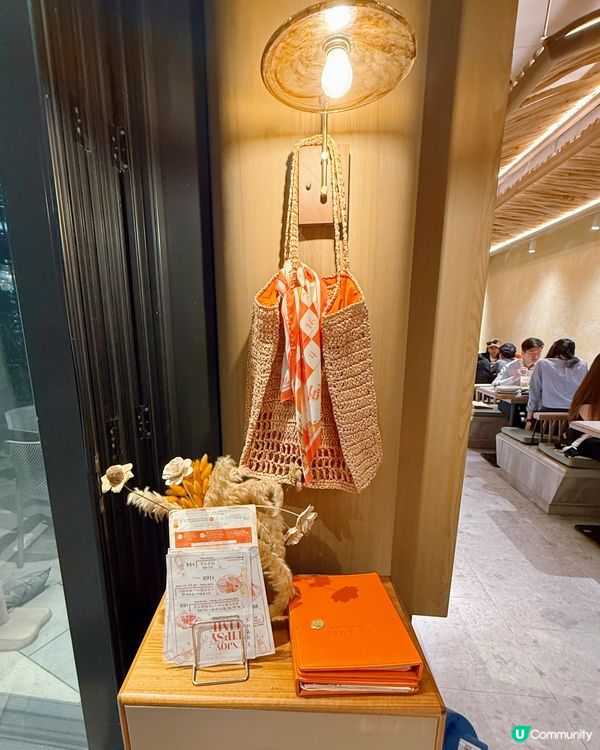 啓德韓系渡假風！豬手窩夫意粉😋 🌃