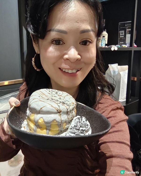 【 黑得出色碟碟清 の 旺角人氣Café Black Coffee】