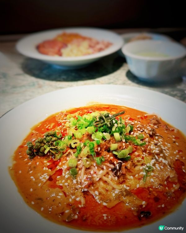 一碗牛油香，一碗麻辣勁