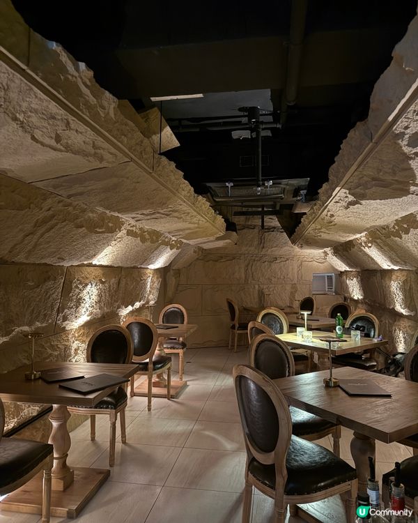 防風洞主題神秘隱世西班牙餐廳