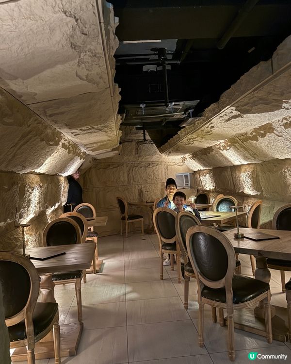 防風洞主題神秘隱世西班牙餐廳