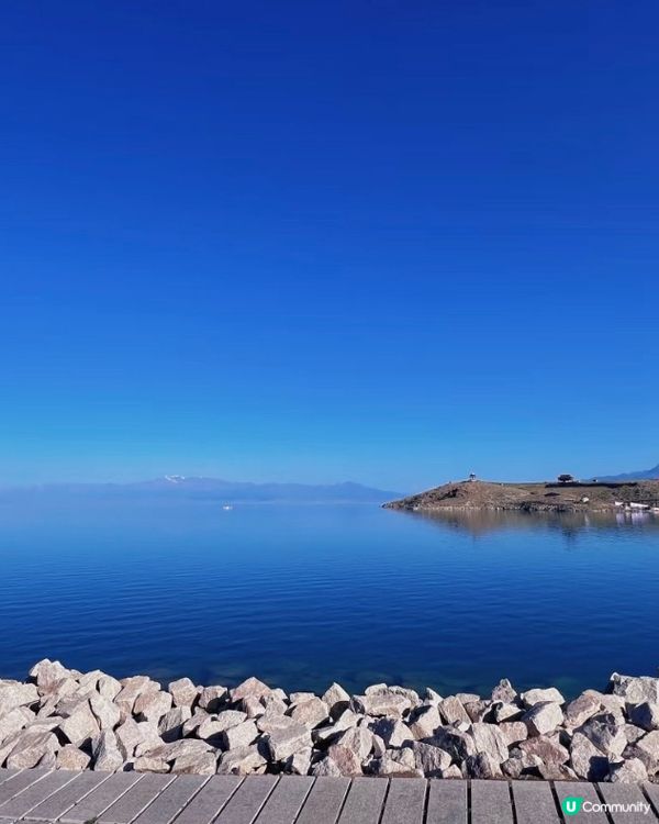 賽里木湖靚到爆！🤩 天鵝湖水超清透！