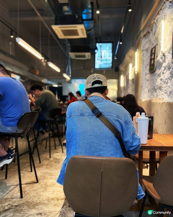 太子拉麵新體驗🍜！工業風+甜品？🤔