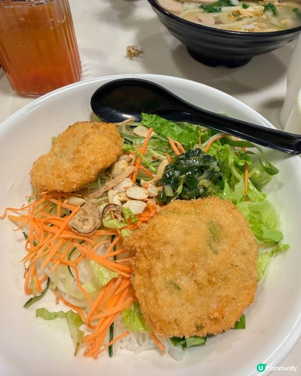 銅鑼灣美食｜湯粉清爽、蝦餅撈檬超合胃口！