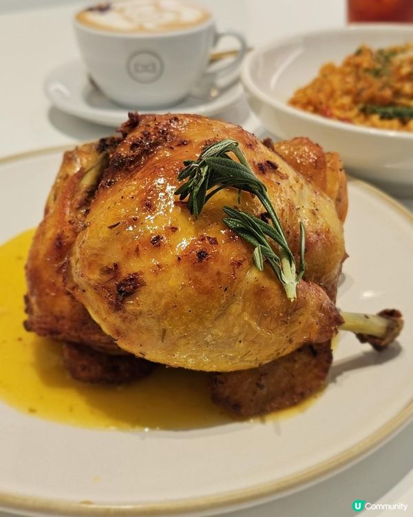 必試午餐的香草烤三黃雞