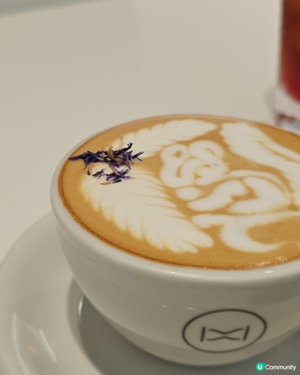 必試午餐的香草烤三黃雞