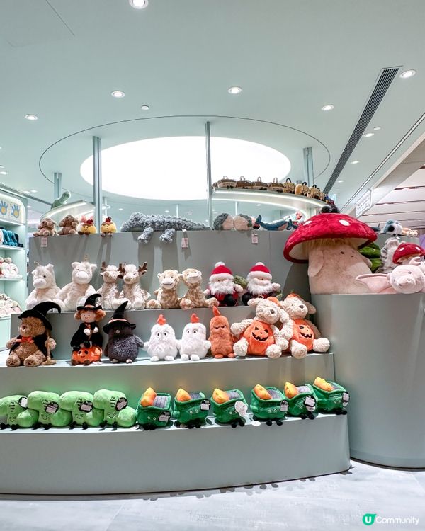 1.  銅鑼灣掃貨記！🤩 超大手袋打卡📸，母嬰店真係正！👶🏻