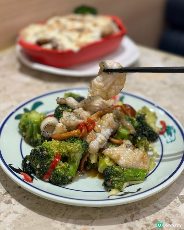 有鑊氣西蘭花炒鯛魚片😋！啟德冰室抵食晚市套餐！