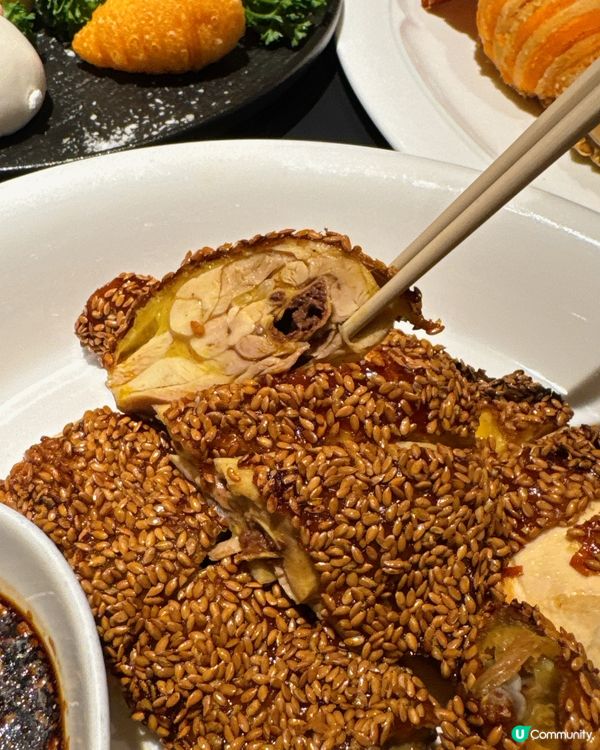 {精緻打卡中菜館·招牌龍蝦酥🦞}