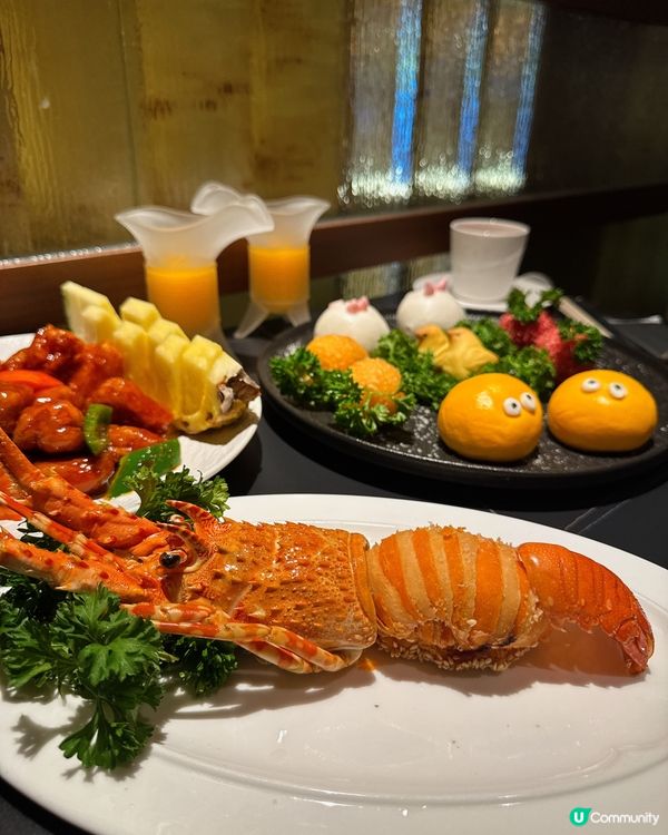 {精緻打卡中菜館·招牌龍蝦酥🦞}