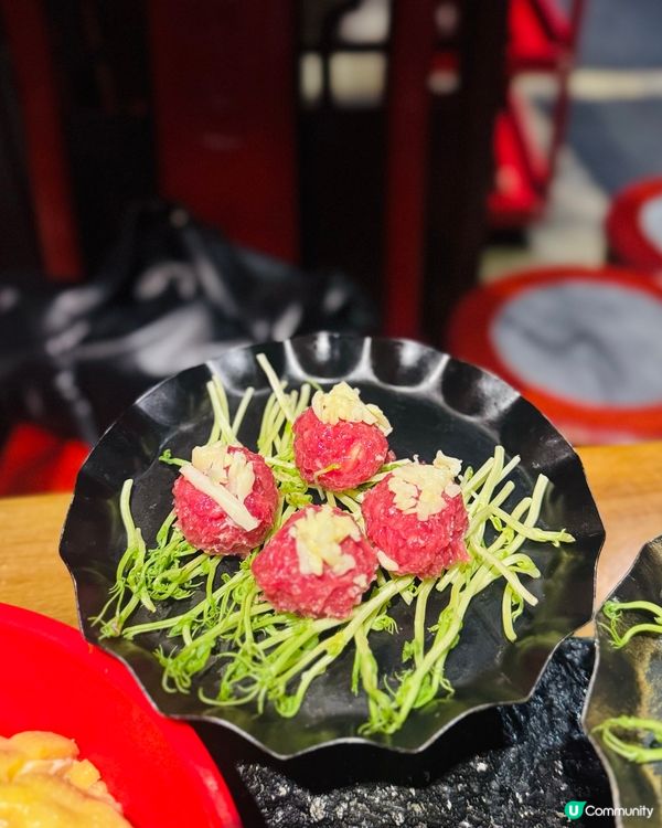 大滾友火鍋🍲！宮廷風裝修，花膠雞湯底正到爆！😋