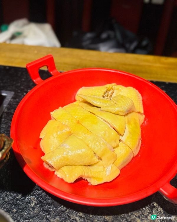 大滾友火鍋🍲！宮廷風裝修，花膠雞湯底正到爆！😋