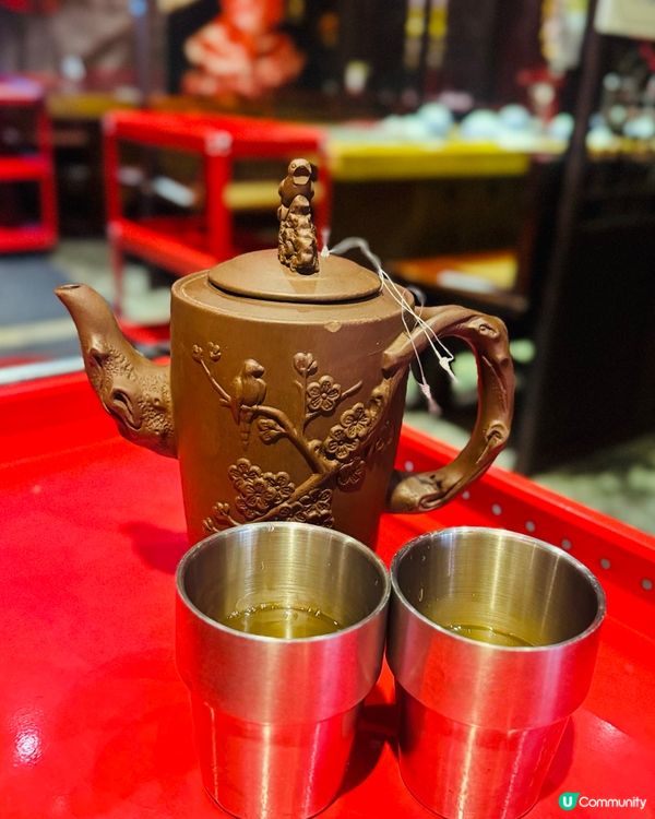 大滾友火鍋🍲！宮廷風裝修，花膠雞湯底正到爆！😋