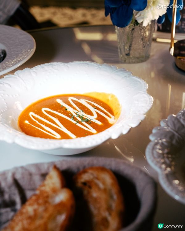 宮廷風餐廳：打卡靚到癲，食物係咪真係咁正？