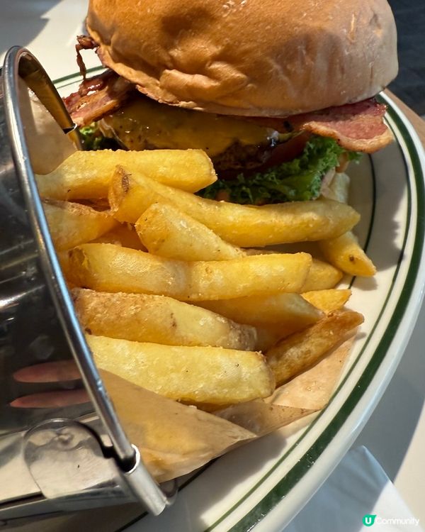 安格斯煙肉漢堡🍔！卡邦尼意粉🍝，正呀！😋