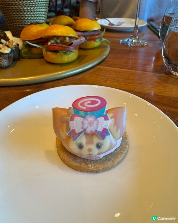 迪士尼探索家酒店熱氣球tea set🍹🧁🍰😍😍