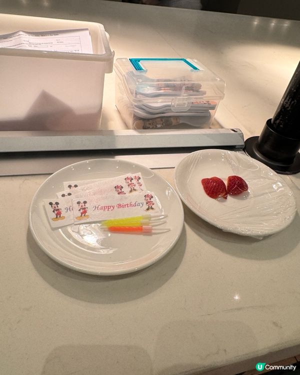 迪士尼探索家酒店熱氣球tea set🍹🧁🍰😍😍