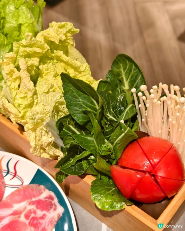 野菌雞鍋，鮮味十足