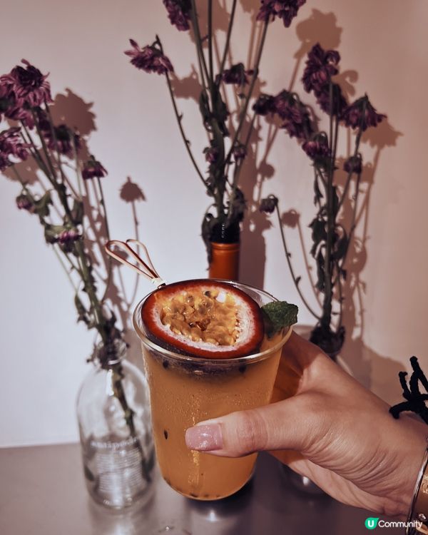 韓系咖啡店打卡📸！香蕉咖啡有驚喜🍌！