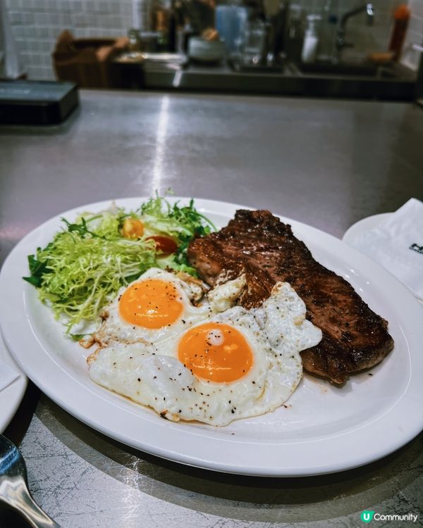 韓系咖啡店打卡📸！香蕉咖啡有驚喜🍌！