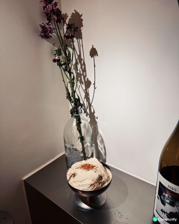 韓系咖啡店打卡📸！香蕉咖啡有驚喜🍌！