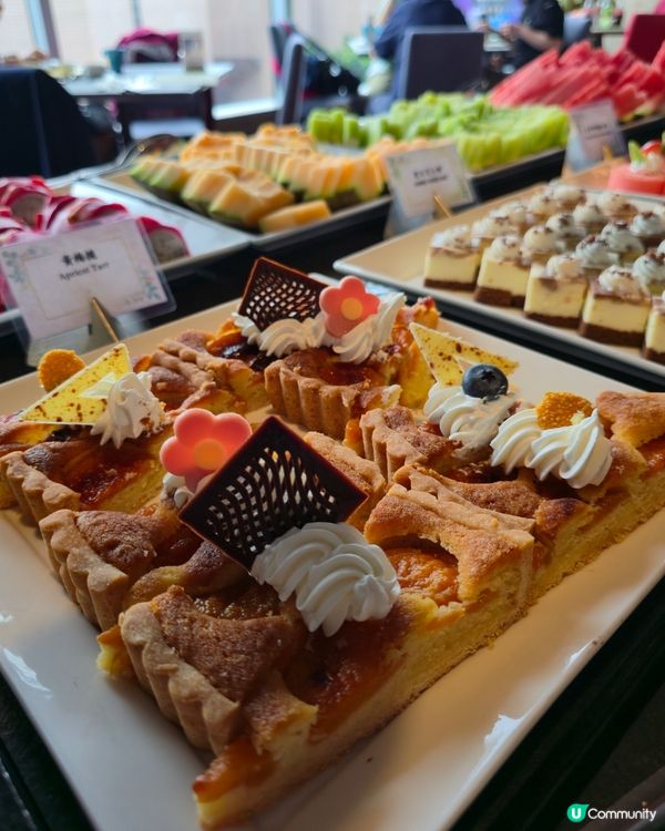 尖咀再臨閣自助餐，維港靚景任你睇！🤩