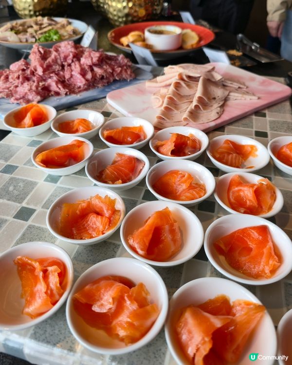 尖咀再臨閣自助餐，維港靚景任你睇！🤩