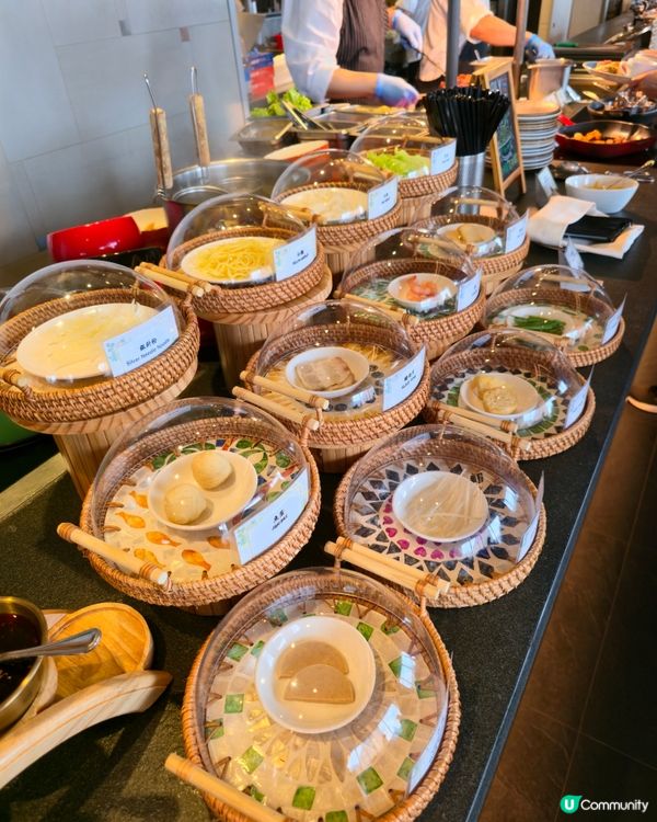 尖咀再臨閣自助餐，維港靚景任你睇！🤩