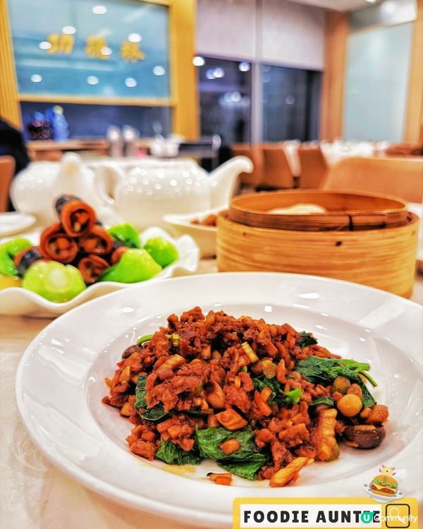 👽 食神大媽《尖沙咀｜有靚景睇嘅經典素菜餐廳》