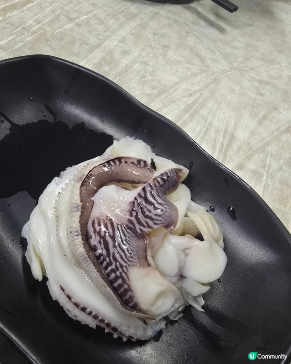 紅磡有間叫「串噹噹」主打食串燒, 我覺得幾好味. 5個人食咗...