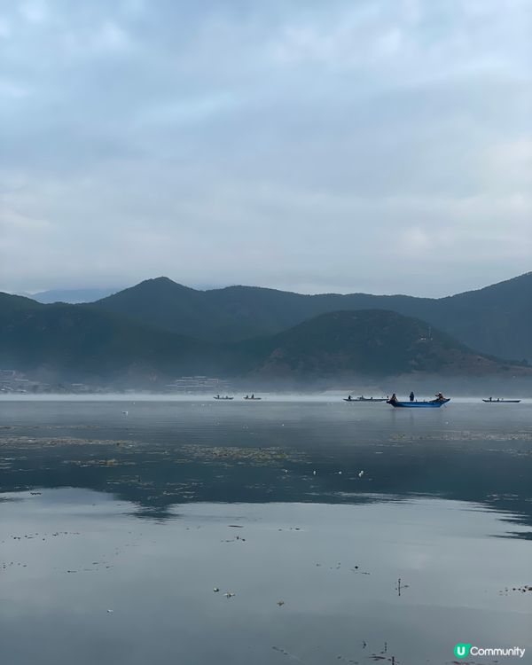 瀘沽湖晨霧仙境之旅 ☁️ 水性楊花超夢幻！🌸