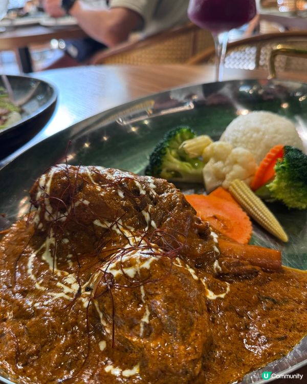 泰國風情🌴！鰂魚涌度假Chill🥳！帶埋毛孩去食飯🐶！