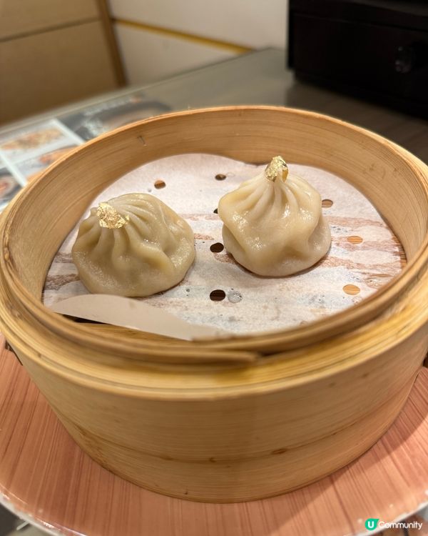 蟹季開餐！🦀 金箔小籠包爆汁🤤